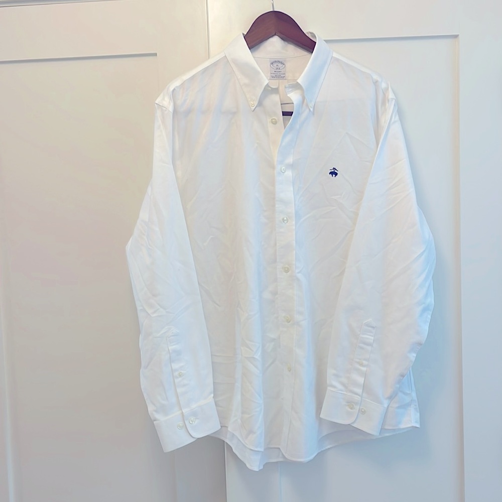 Mens Brooks Brothers supima cotton button down shirt